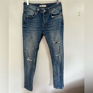 NWOT Zara Slim Fit High Rise Mid Medium Wash Distressed Jeans Size EU40 3175/360